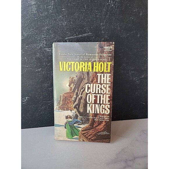 The Curse Of The Kings By Victoria Holt Paperback - Picture 1 of 10